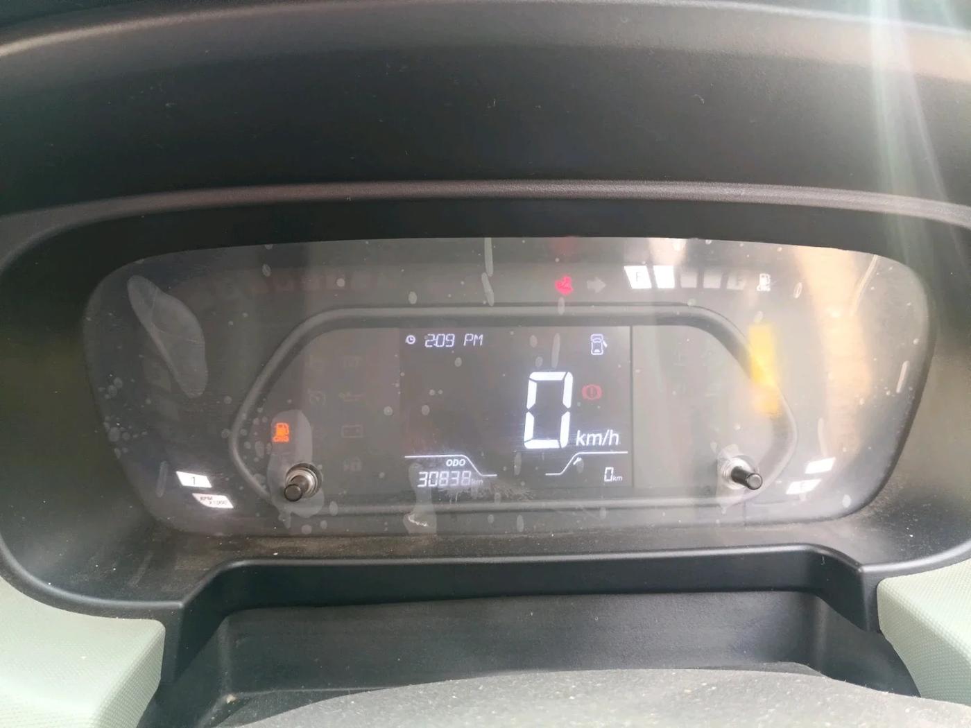 2024 Tata PUNCH ADVENTURE RHYTHM CNG MT, CNG, Manual, 30,838 km, interior
