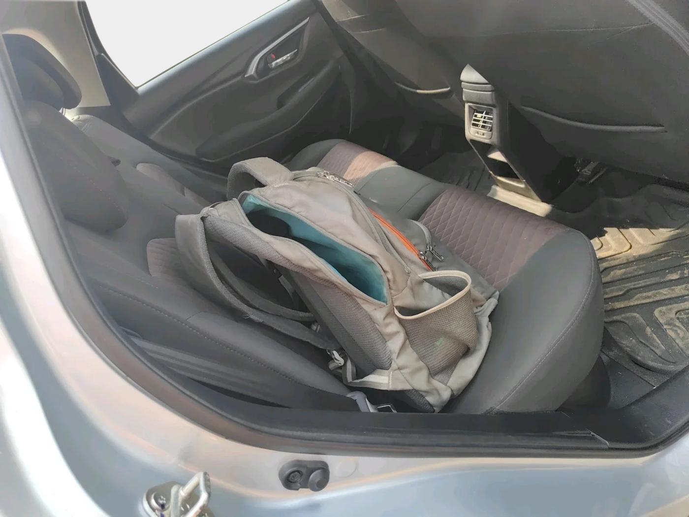 2024 Maruti Grand Vitara SIGMA SMART HYBRID, Petrol, Manual, 17,221 km, interior