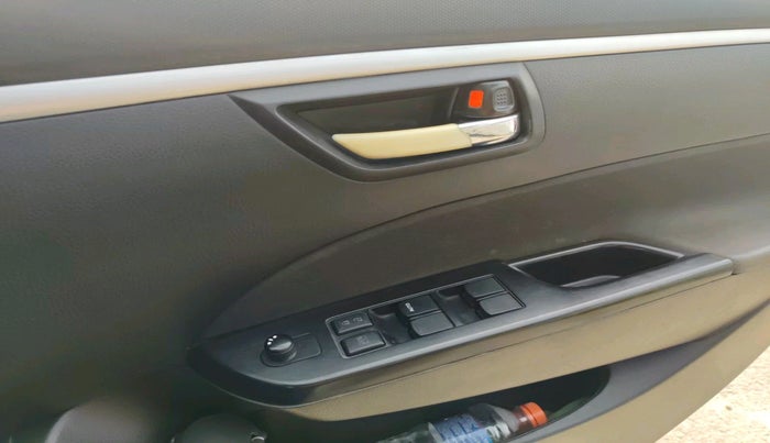 2013 Maruti Swift VXI, Petrol, Manual, 80,355 km, interior
