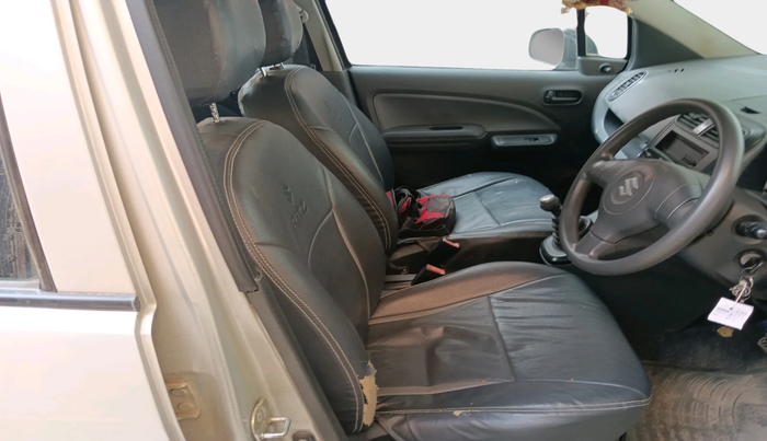 2010 Maruti Ritz LXI, Petrol, Manual, 11,595 km, interior