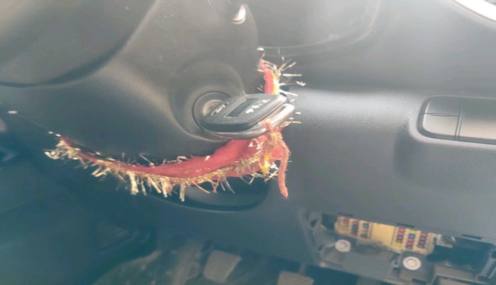 2021 Hyundai VENUE SX 1.0 TURBO, Petrol, Manual, 61,034 km, interior