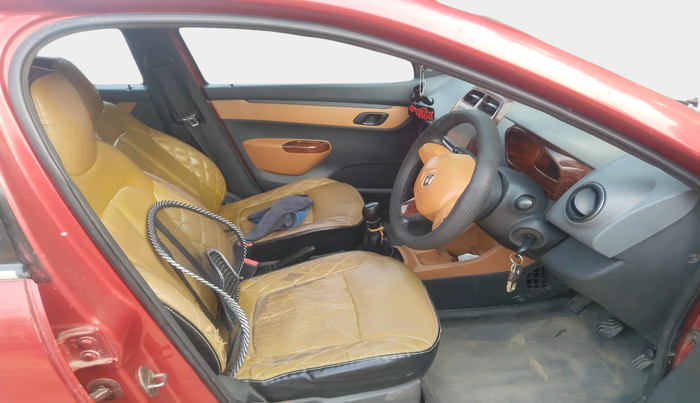 2016 Renault Kwid RXT 0.8, Petrol, Manual, 1,33,829 km, interior