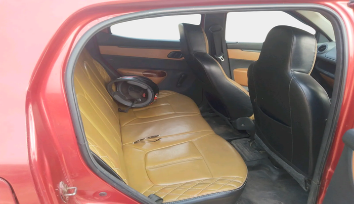 2016 Renault Kwid RXT 0.8, Petrol, Manual, 1,33,829 km, interior