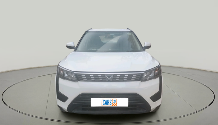 2023 Mahindra XUV300 W6 1.5 Sunroof Diesel, Diesel, Manual, 43,192 km, exterior