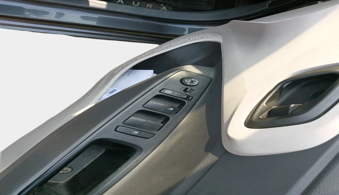 2022 Hyundai AURA S 1.2 CNG, Petrol, Manual, 37,037 km, interior