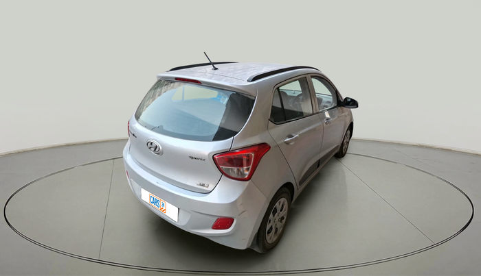 2016 Hyundai Grand i10 SPORTZ 1.2 KAPPA VTVT, Petrol, Manual, 1,12,925 km, exterior