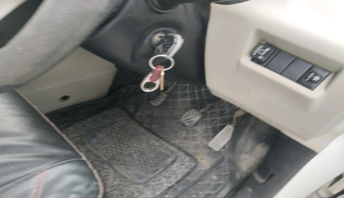 2021 Maruti New Wagon-R VXI 1.0, Petrol, Manual, 75,984 km, interior