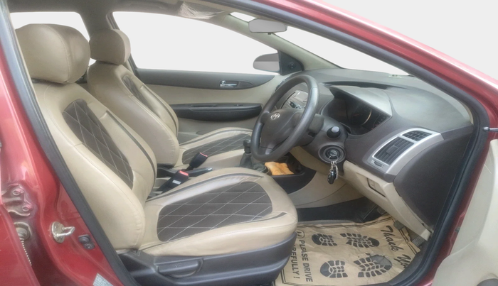 2011 Hyundai i20 MAGNA 1.2, Petrol, Manual, 27,145 km, interior