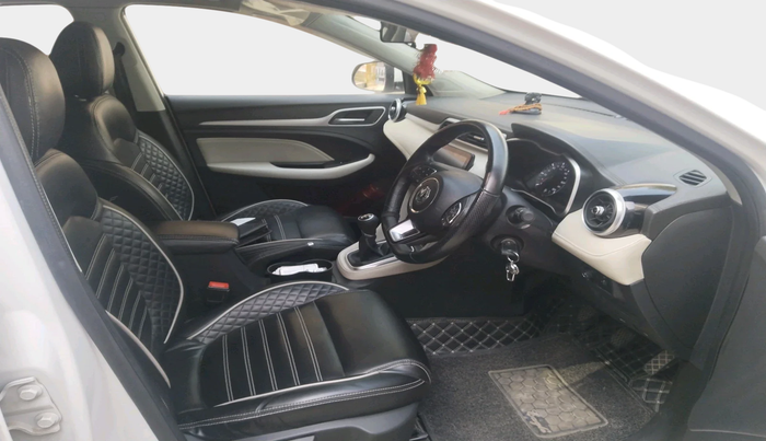 2022 MG ASTOR SUPER EX 1.5 MT, Petrol, Manual, 29,409 km, interior