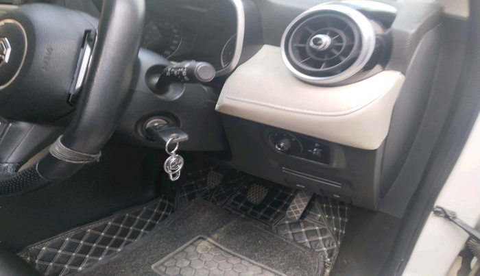 2022 MG ASTOR SUPER EX 1.5 MT, Petrol, Manual, 29,409 km, interior