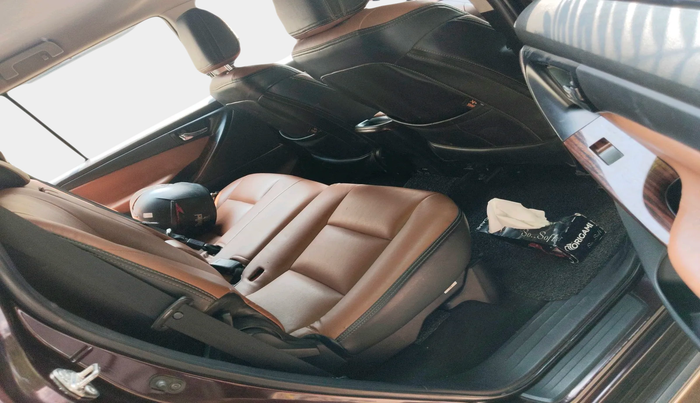 2019 Toyota Innova Crysta 2.4 G 8 STR, Diesel, Manual, 1,20,449 km, interior