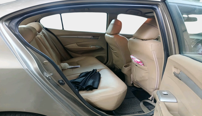 2011 Honda City 1.5L I-VTEC V MT, Petrol, Manual, 2,68,352 km, interior