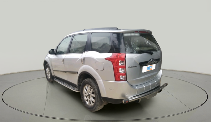 2016 Mahindra XUV500 W10, Diesel, Manual, 1,60,951 km, exterior
