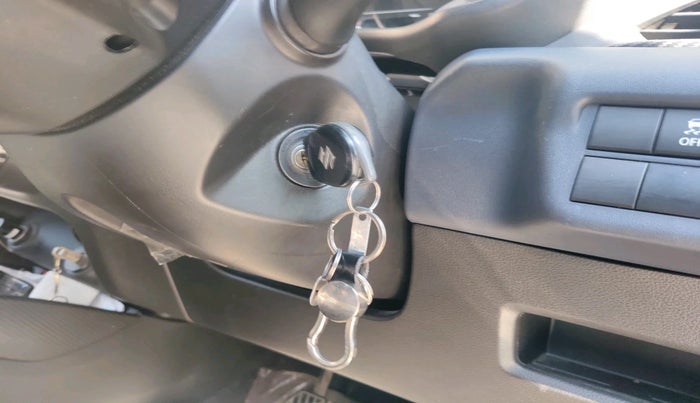 2023 Maruti Baleno DELTA PETROL 1.2, Petrol, Manual, 28,733 km, interior