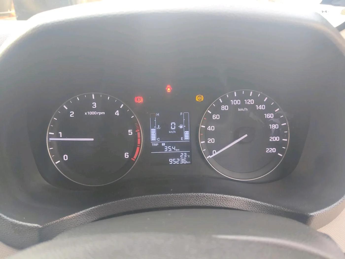 2015 Hyundai Creta SX 1.6 DIESEL, Diesel, Manual, 95,236 km, interior