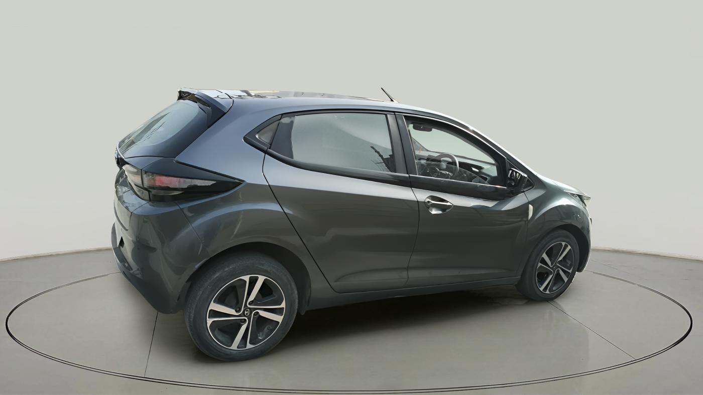 2021 Tata ALTROZ XE DIESEL, Diesel, Manual, 1,05,051 km, exterior