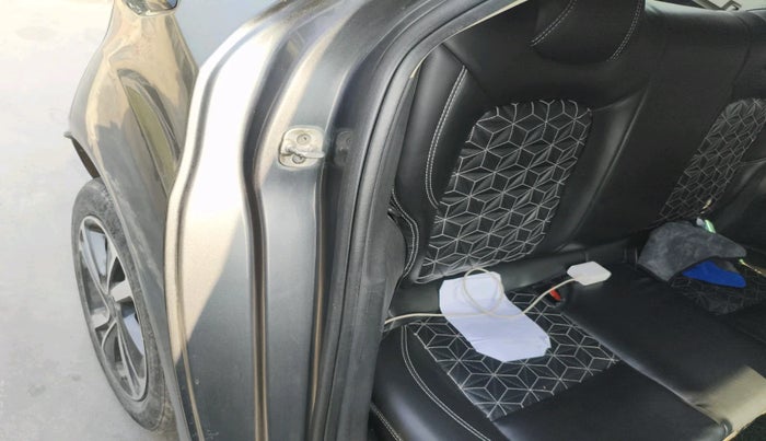 2021 Tata ALTROZ XE DIESEL, Diesel, Manual, 1,05,051 km, interior