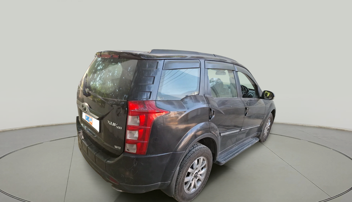 2018 Mahindra XUV500 W9 1.99, Diesel, Manual, 1,48,556 km, exterior