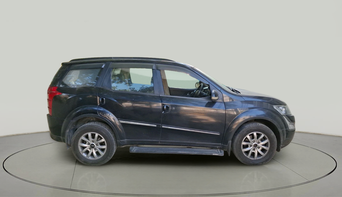 2018 Mahindra XUV500 W9 1.99, Diesel, Manual, 1,48,556 km, exterior