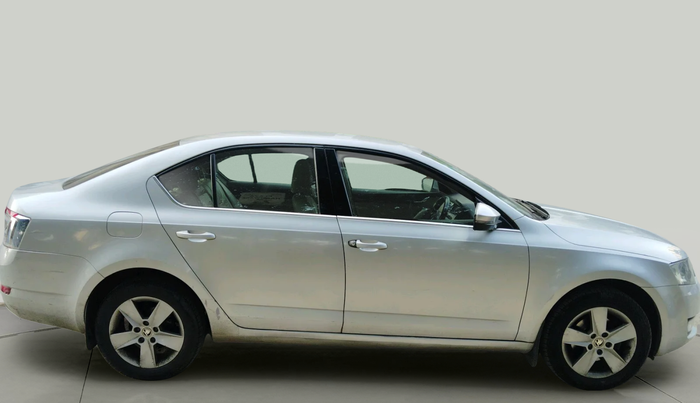 2016 Skoda Octavia AMBITION 1.4 TSI, Petrol, Manual, 80,500 km, exterior