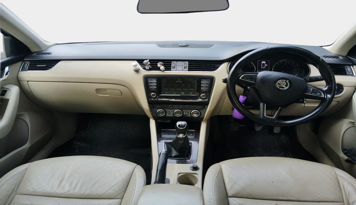 2016 Skoda Octavia AMBITION 1.4 TSI, Petrol, Manual, 80,500 km, interior