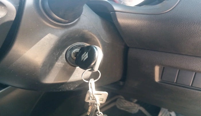 2019 Maruti Swift VXI AMT, Petrol, Automatic, 88,818 km, interior