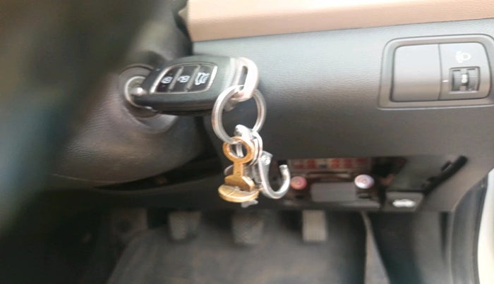 2020 Hyundai Elite i20 SPORTZ PLUS 1.2, Petrol, Manual, 63,572 km, interior