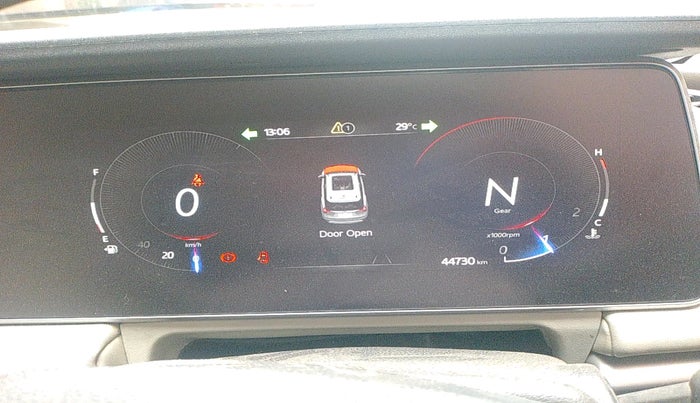 2023 Mahindra XUV700 AX7 Luxury Pack Diesel MT 7 STR, Diesel, Manual, 44,730 km, interior