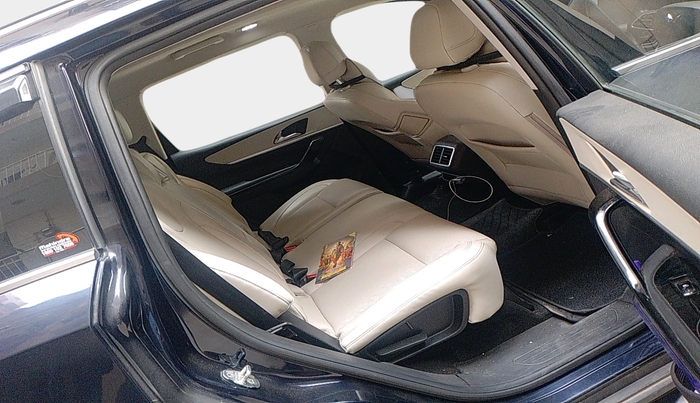 2023 Mahindra XUV700 AX7 Luxury Pack Diesel MT 7 STR, Diesel, Manual, 44,730 km, interior