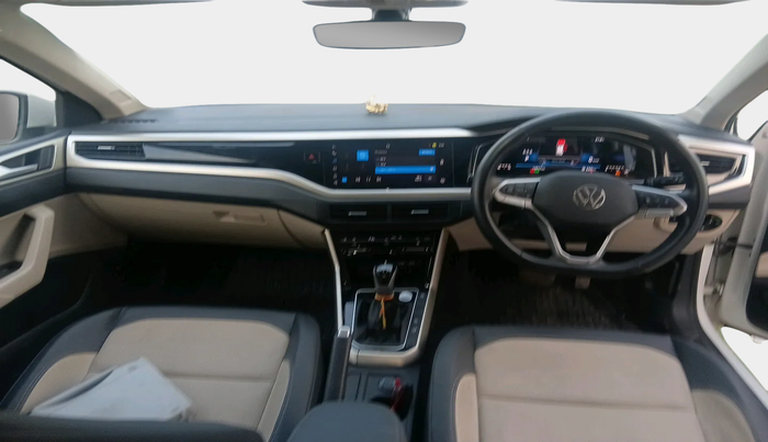 2023 Volkswagen VIRTUS TOPLINE TSI 1.0 AT, Petrol, Automatic, 15,688 km, interior