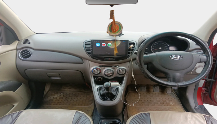 2013 Hyundai i10 MAGNA 1.2, Petrol, Manual, 69,710 km, interior