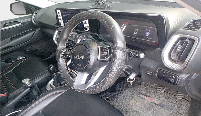 2021 KIA SONET HTK PLUS 1.2, Petrol, Manual, 1,12,119 km, interior