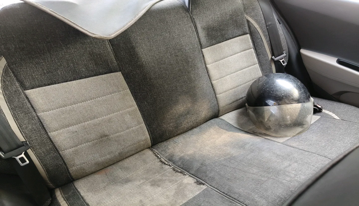 2017 Hyundai Grand i10 SPORTZ 1.2 KAPPA VTVT, Petrol, Manual, 1,24,242 km, interior