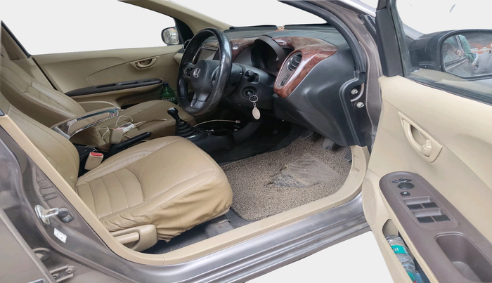 2013 Honda Brio S MT, Petrol, Manual, 1,13,472 km, interior