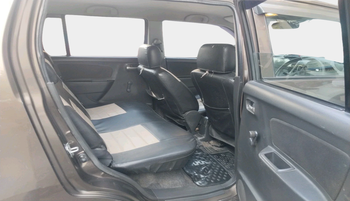 2011 Maruti Wagon R 1.0 LXI CNG, Petrol, Manual, 70,452 km, interior