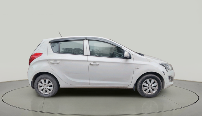 2013 Hyundai i20 SPORTZ 1.2, Petrol, Manual, 1,02,079 km, exterior