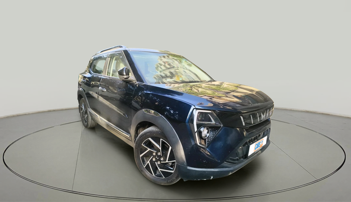 2024 Mahindra XUV 3XO AX7L 1.2 Petrol AT, Petrol, Automatic, 10,394 km, exterior