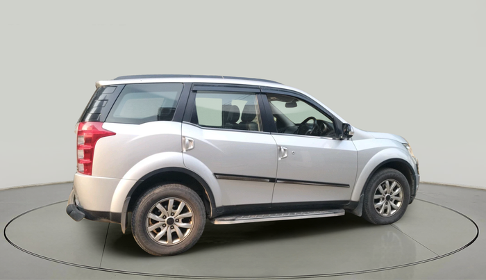 2017 Mahindra XUV500 W10 AT 1.99, Diesel, Automatic, 66,500 km, exterior