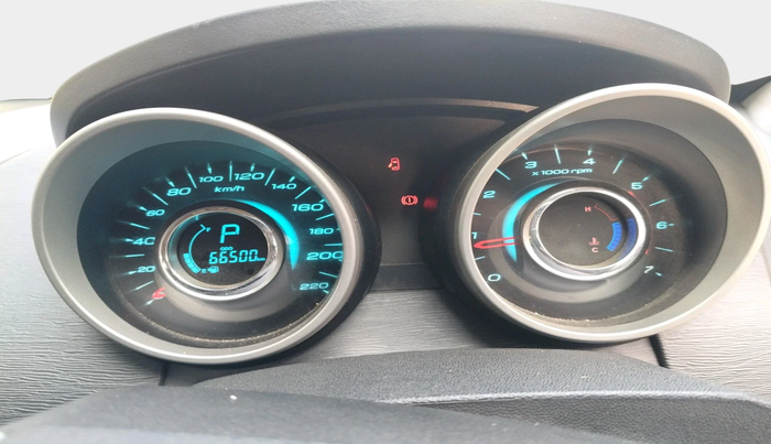 2017 Mahindra XUV500 W10 AT 1.99, Diesel, Automatic, 66,500 km, interior