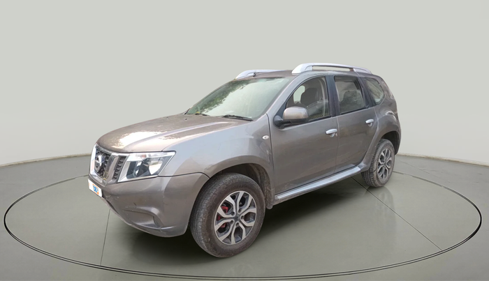 2015 Nissan Terrano XV D THP 110 PS, Diesel, Manual, 1,57,410 km, exterior