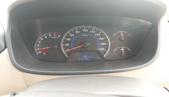 2016 Hyundai Grand i10 SPORTZ 1.2 KAPPA VTVT, Petrol, Manual, 1,16,244 km, interior