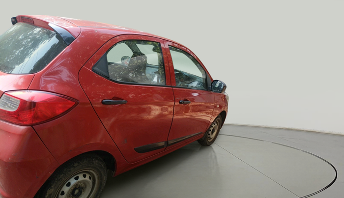 2016 Tata Tiago XE PETROL, Petrol, Manual, 1,28,967 km, exterior