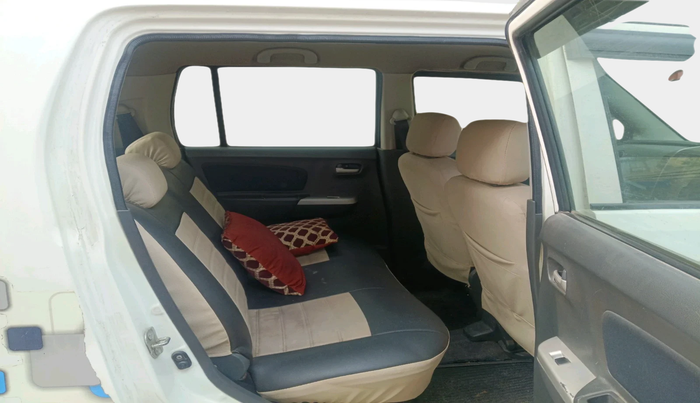 2011 Maruti Wagon R 1.0 VXI, Petrol, Manual, 88,309 km, interior