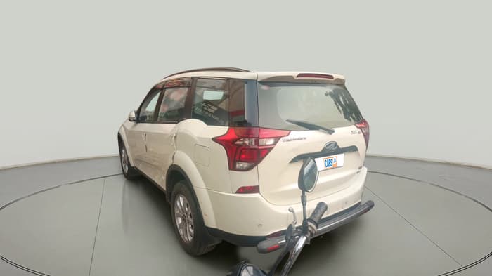 2018 Mahindra XUV500 W9 AT, Diesel, Automatic, 92,000 km, exterior