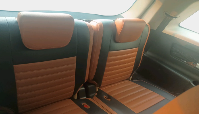 2018 Mahindra XUV500 W9 AT, Diesel, Automatic, 90,194 km, interior