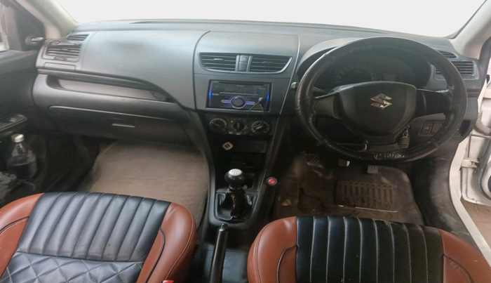 2014 Maruti Swift LXI, Petrol, Manual, 1,83,447 km, interior