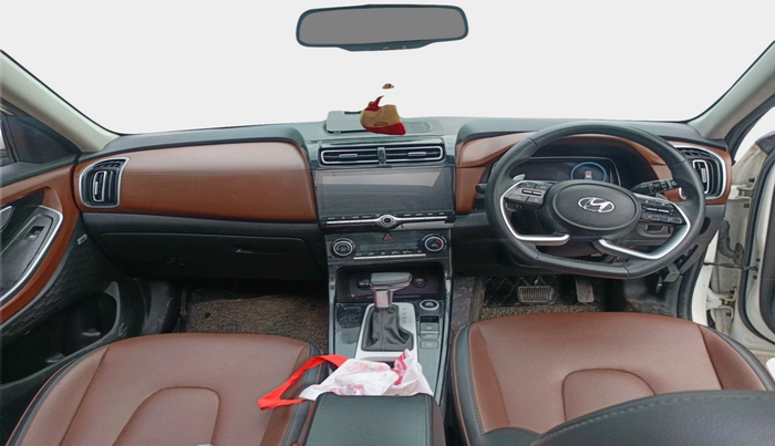 2022 Hyundai ALCAZAR PLATINUM(O) 7STR 2.0 AT, Petrol, Automatic, 89,036 km, interior