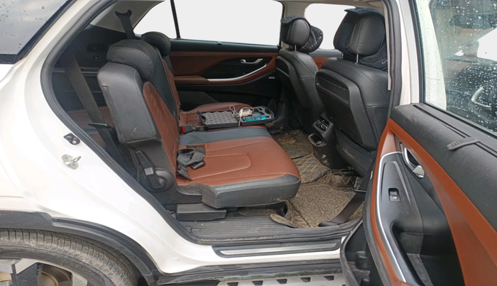 2022 Hyundai ALCAZAR PLATINUM(O) 7STR 2.0 AT, Petrol, Automatic, 89,036 km, interior