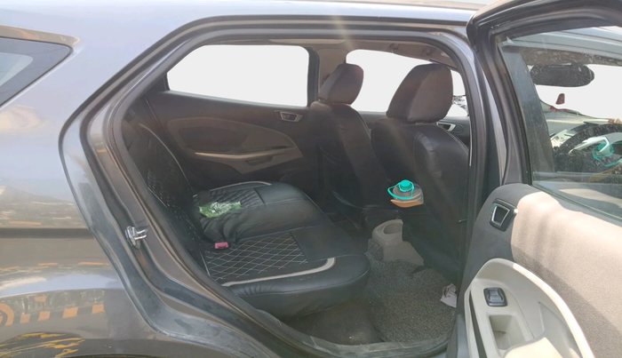 2015 Ford Ecosport TITANIUM 1.5L DIESEL, Diesel, Manual, 1,73,728 km, interior