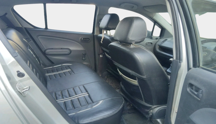 2011 Maruti Ritz LXI, Petrol, Manual, 1,00,000 km, interior